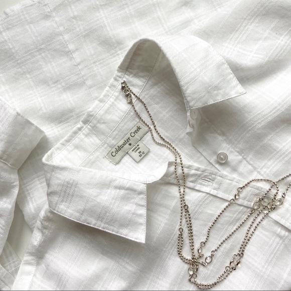 🌿White button down - Picture 2 of 6